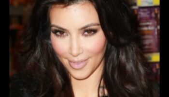 Creț sau drept? Dezbaterea despre coafura celebrităților