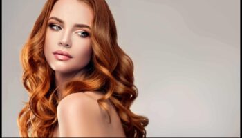 Păr aubrun și încredere: cum coafura ta reflectă stima de sine